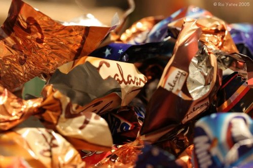 Operatives wearing PPE removing bulky waste during a house clearance